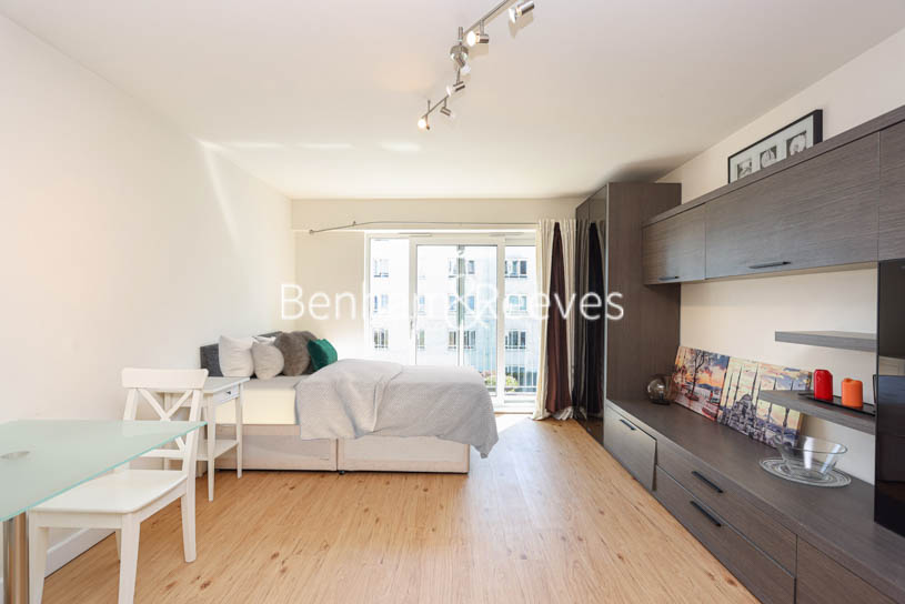 picture of Studio flat in  Boulevard Drive, Colindale, NW9