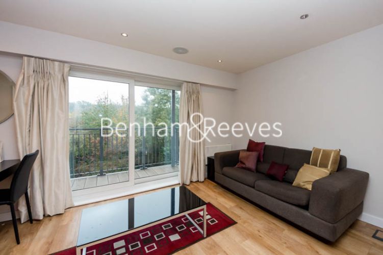 https://www.rentals-london.co.uk/assets/images/property-images/BR18739_000001943_IMG_00.jpg