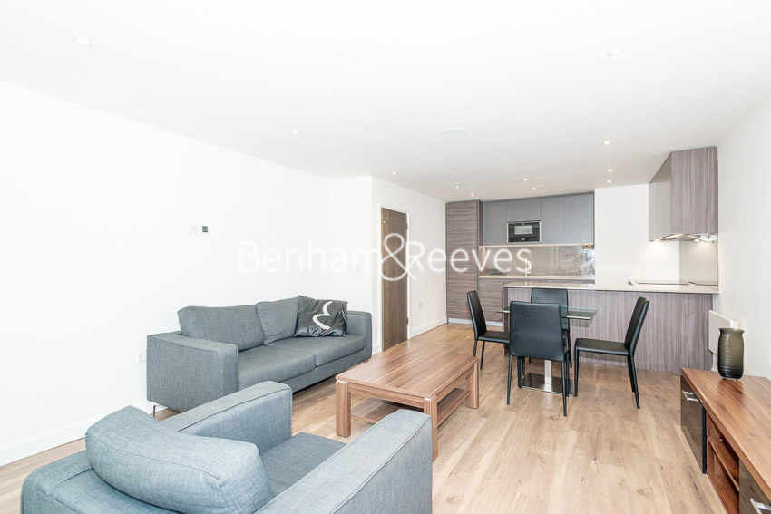 https://www.rentals-london.co.uk/assets/images/property-images/BR18739_000007007_IMG_00.jpg