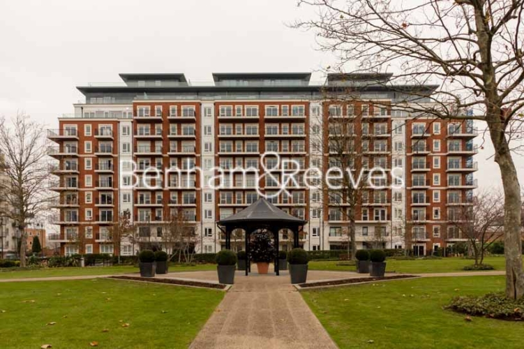 picture of Selection of Amenities On-site flat in  Beaufort Square, Colindale, NW9