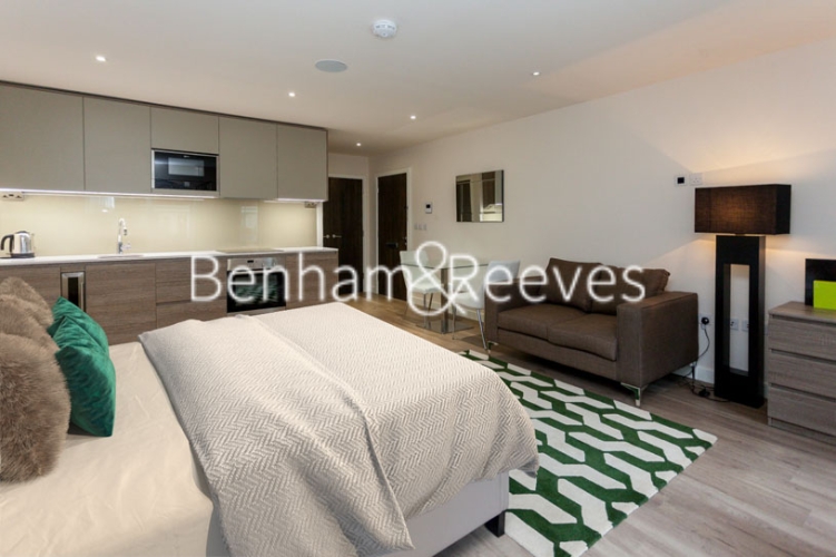 https://www.rentals-london.co.uk/assets/images/property-images/BR18739_000007164_IMG_00.jpg