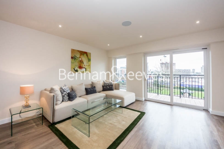 picture of 2-bed flat in  Beaufort Park