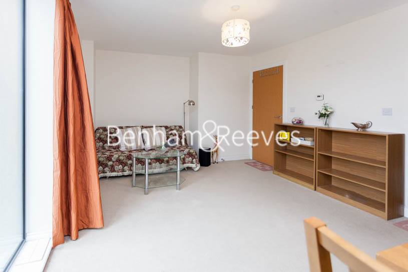 picture of 1-bed flat in  Beaufort Park