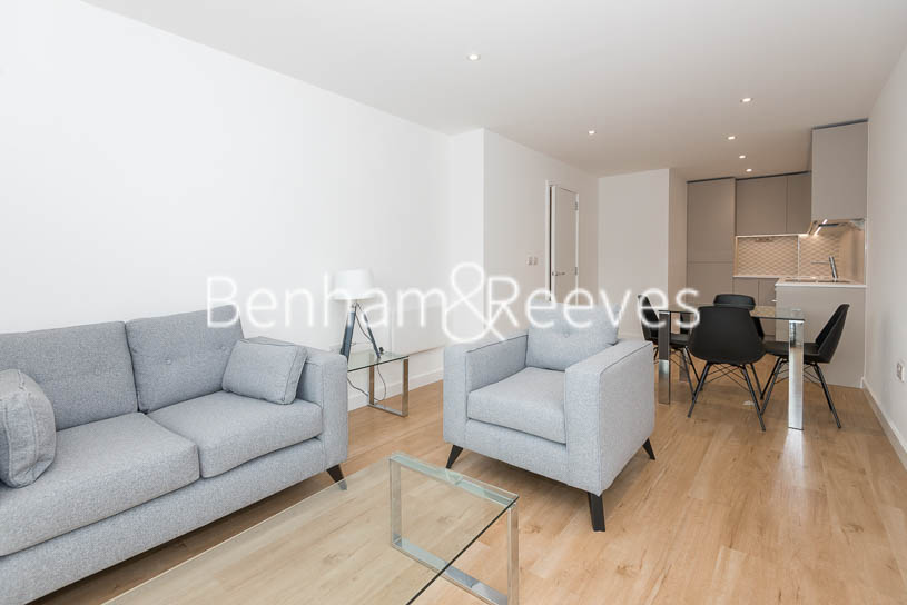 https://www.rentals-london.co.uk/assets/images/property-images/BR18739_000014901_IMG_00.jpg