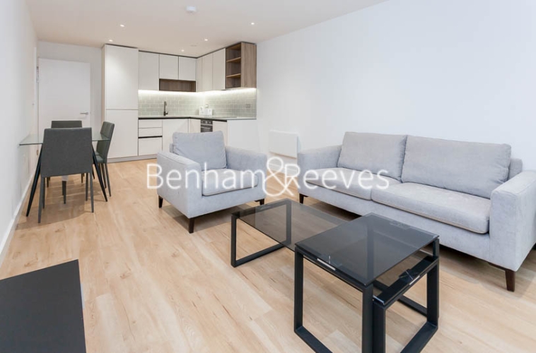 picture of 2-bed flat in  Beaufort Park