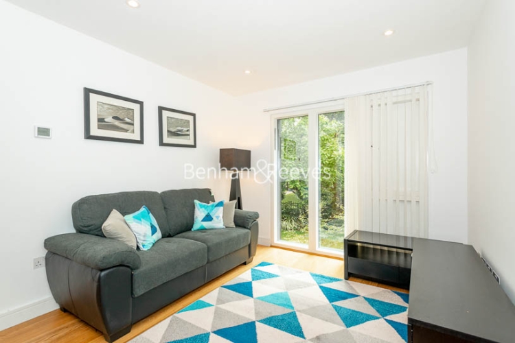 picture of 1-bed flat in  Hyde Park