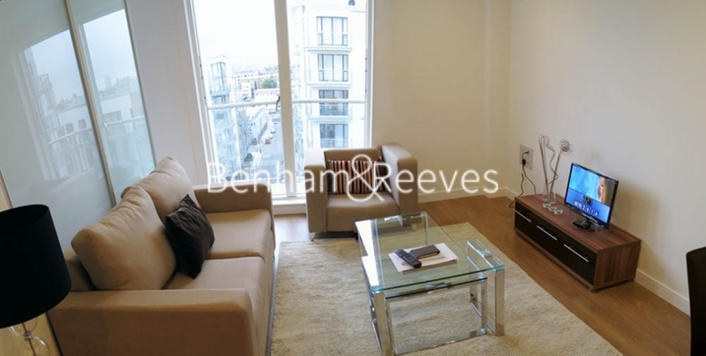 picture of 2-bed flat in  Canary Wharf