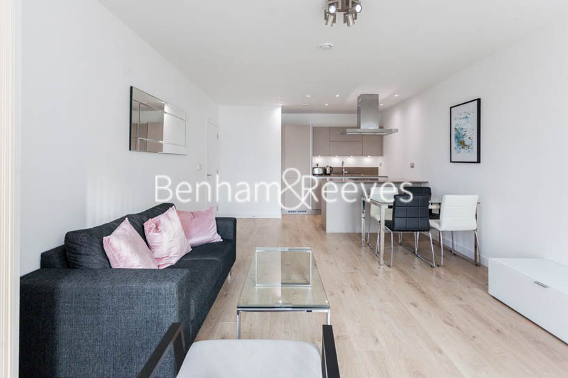 picture of 1-bed flat in  Canary Wharf