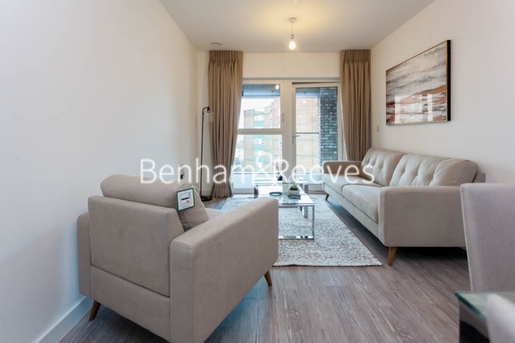 picture of 1-bed flat in  Canary Wharf