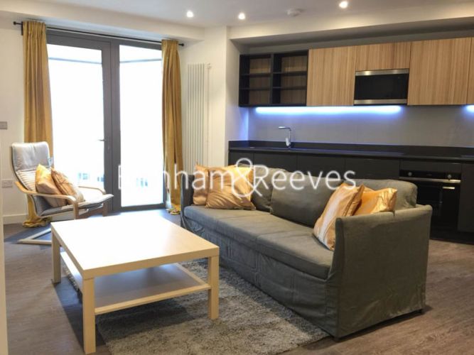picture of 2 Bedroom(s) flat in Western Gateway, Canary Wharf, E16
