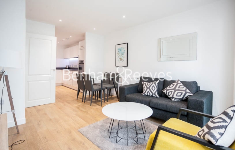 picture of 1-bed flat in  Canary Wharf