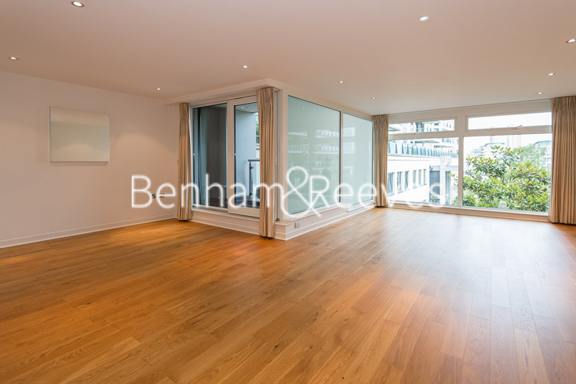 picture of 3 Bedroom(s) flat in  Courtyard House, Imperial Wharf SW6