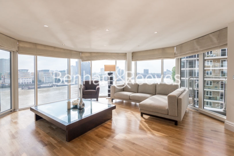 picture of 3-bed flat in  Imperial Wharf