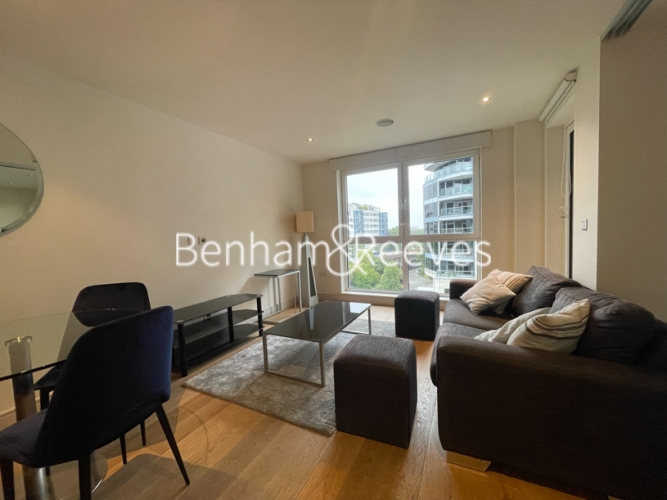 picture of Studio flat in  Townmead Road, Fulham, SW6