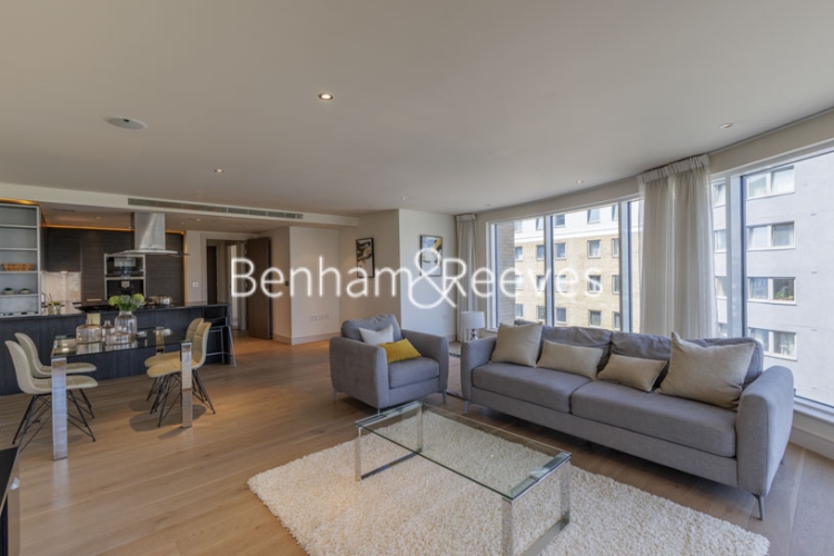 picture of 2 Bedroom(s) flat in Townmead Road, Fulham, SW6
