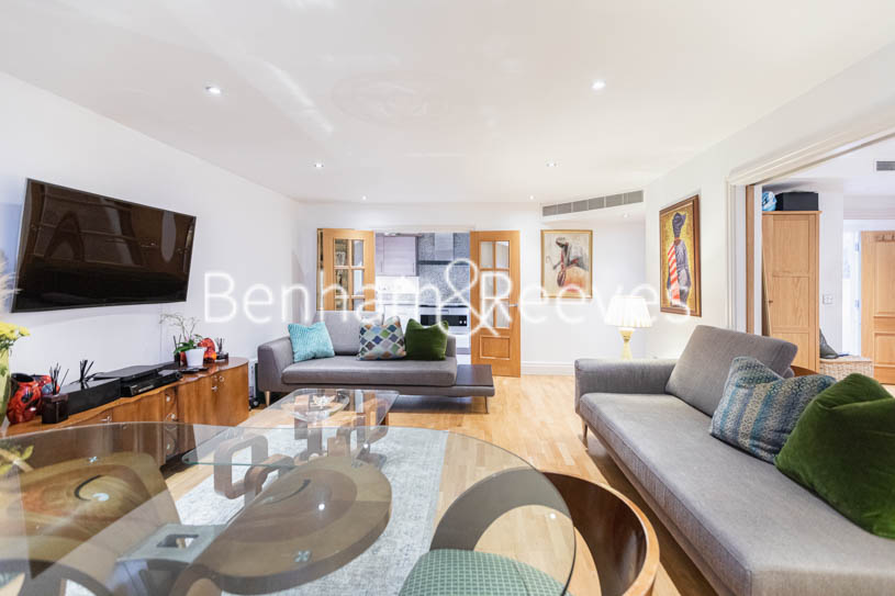 https://www.rentals-london.co.uk/assets/images/property-images/BR22546_000017108_IMG_00.jpg