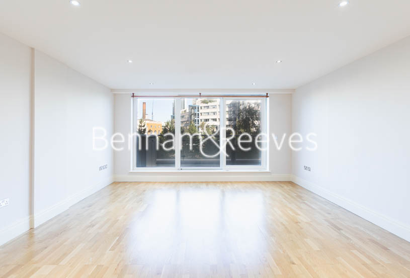 picture of 2-bed flat in  Hyde Park