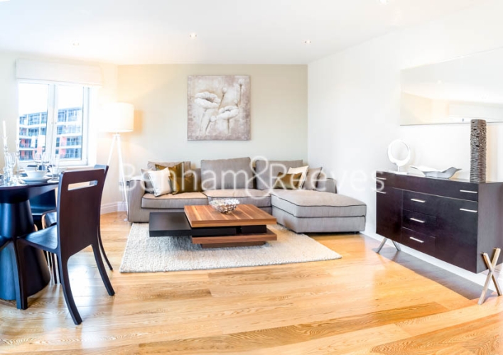 picture of 2 Bedroom(s) flat in The Boulevard, Fulham, SW6