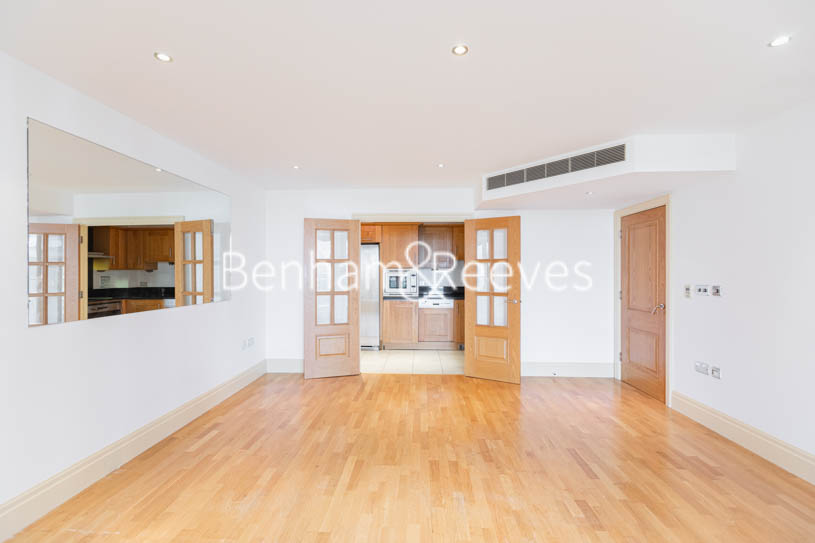 https://www.rentals-london.co.uk/assets/images/property-images/BR22546_Z672_IMG_00.jpg