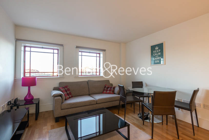 https://www.rentals-london.co.uk/assets/images/property-images/BR8690_000001356_IMG_00.jpg