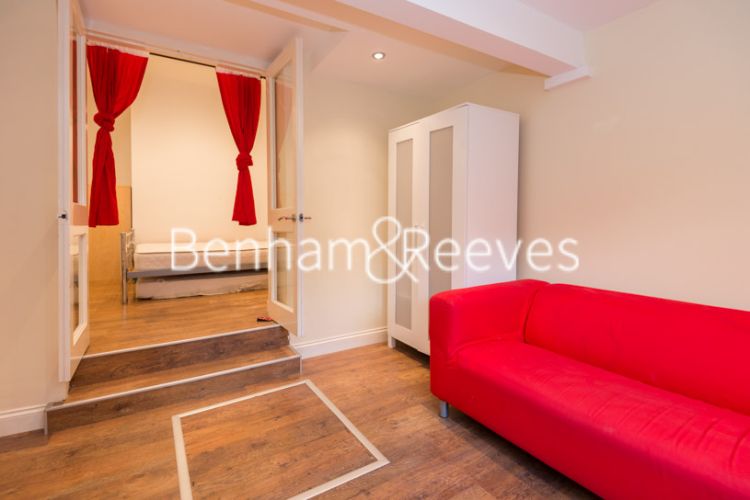 picture of 1 Bedroom(s) flat in Dartmouth Park Hill, Dartmouth Park, NW5