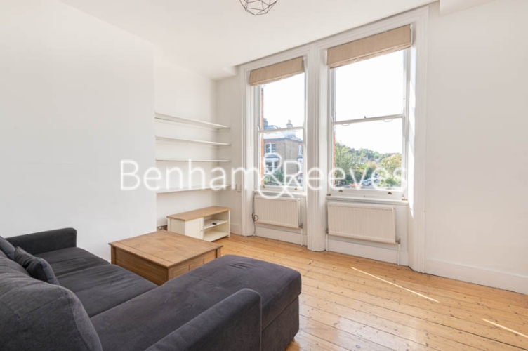 picture of 1 Bedroom(s) flat in  Dalmeny Road, Tufnell Park, N7