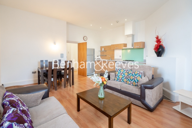 https://www.rentals-london.co.uk/assets/images/property-images/BR9690_000007017_IMG_00.jpg