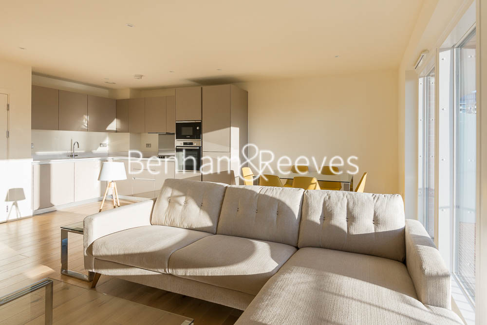 https://www.rentals-london.co.uk/assets/images/property-images/BR9690_000013634_IMG_00.jpg