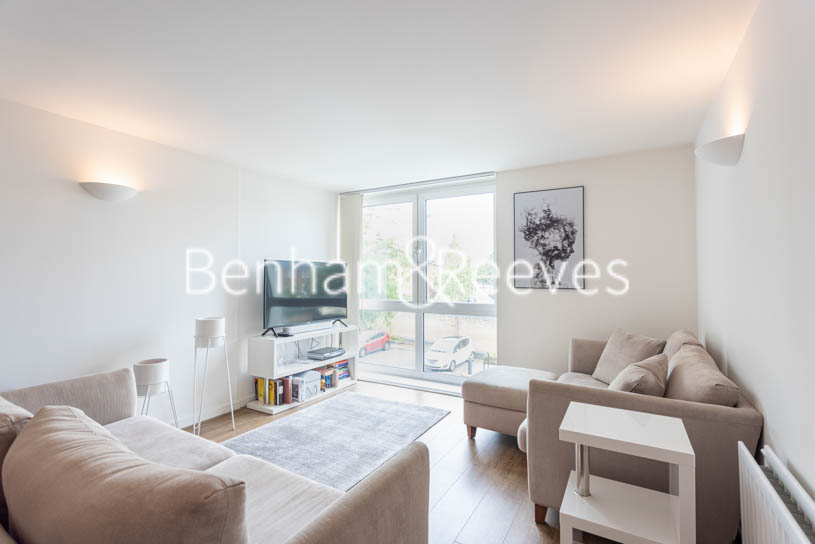 picture of 2-bed flat in  Nine Elms